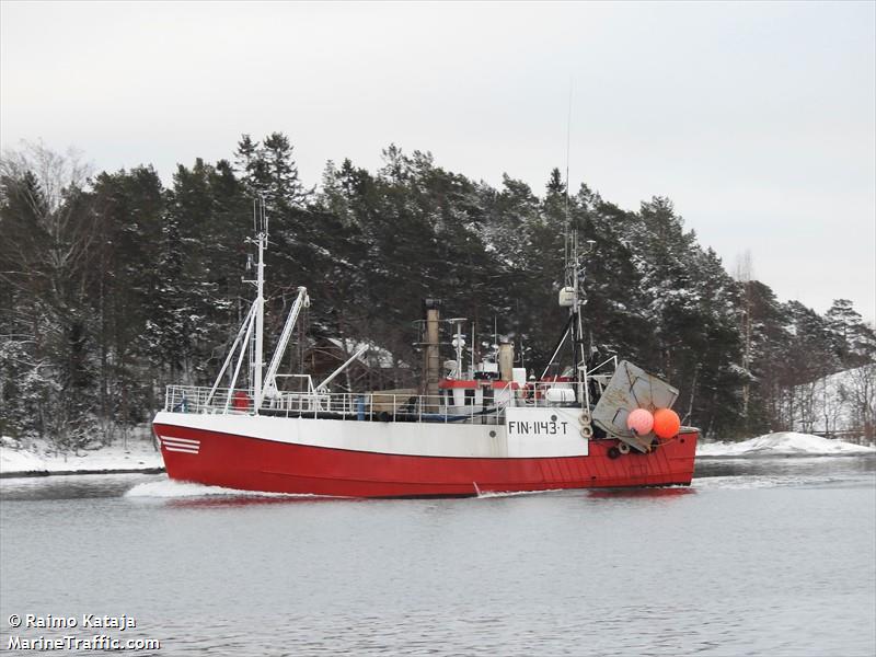 lindesnes (Fishing vessel) - IMO , MMSI 230069190, Call Sign OJQN under the flag of Finland