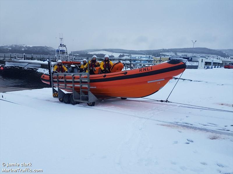 rnli lifeboat b-903 (SAR) - IMO , MMSI 232010167 under the flag of United Kingdom (UK)