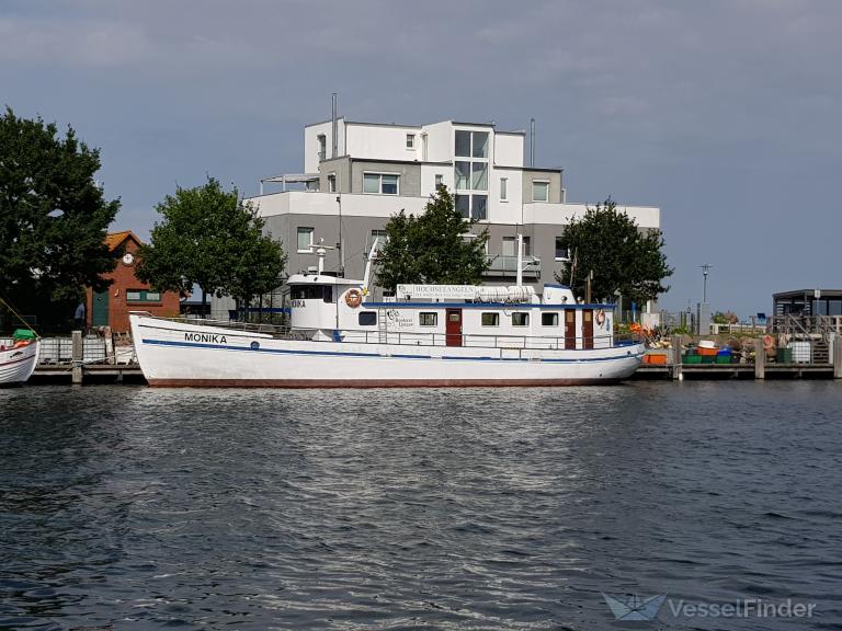 monika (Passenger ship) - IMO , MMSI 211226220, Call Sign DIUN under the flag of Germany