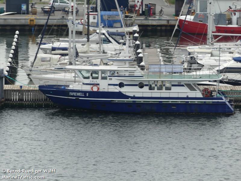 farewell ii (Passenger ship) - IMO , MMSI 211226880, Call Sign DMJG under the flag of Germany