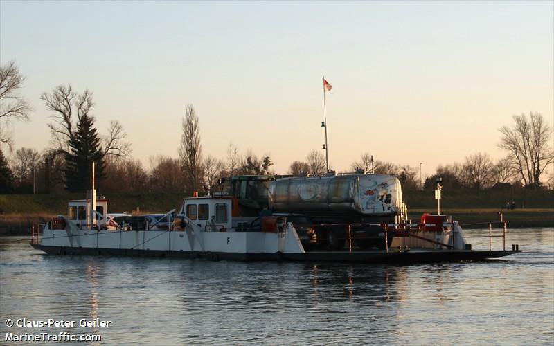 faehre aken (Passenger ship) - IMO , MMSI 211775550, Call Sign DC8689 under the flag of Germany