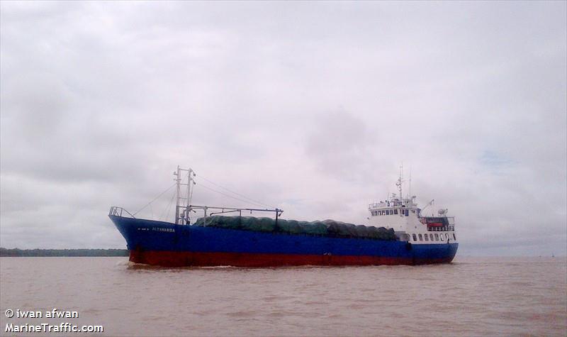 altamanda (Cargo ship) - IMO , MMSI 525015475, Call Sign YFIF under the flag of Indonesia