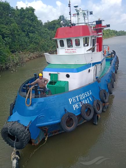 tb petrosea permai v (Tug) - IMO , MMSI 525400414, Call Sign YDA6550 under the flag of Indonesia