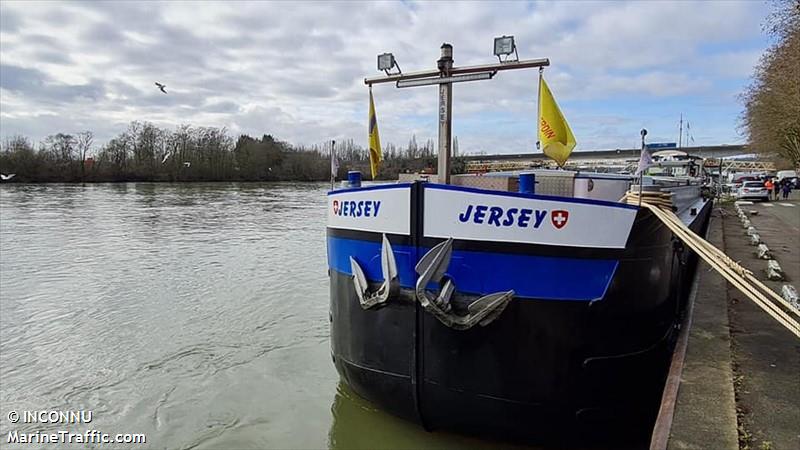 jersey (Cargo ship) - IMO , MMSI 226004560, Call Sign FM4865 under the flag of France