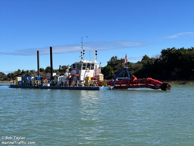 andi rae (Dredging or UW ops) - IMO , MMSI 368160690, Call Sign WDL7479 under the flag of United States (USA)