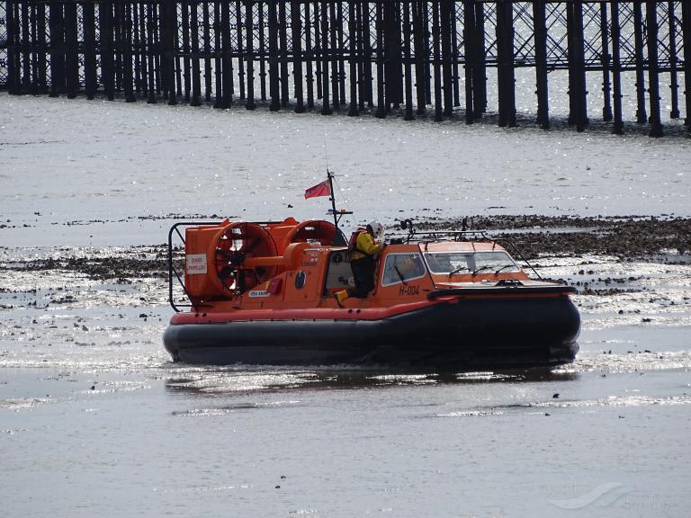 rnli hovercraft h004 (SAR) - IMO , MMSI 232024688 under the flag of United Kingdom (UK)