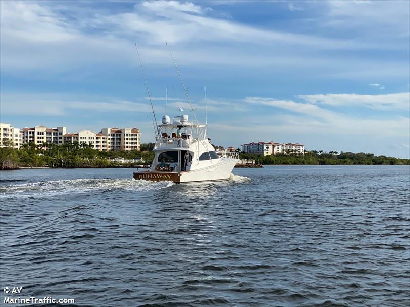 runaway (Pleasure craft) - IMO , MMSI 338303808 under the flag of USA