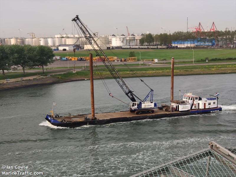 de klerk (Passenger ship) - IMO , MMSI 244740932, Call Sign PE9118 under the flag of Netherlands