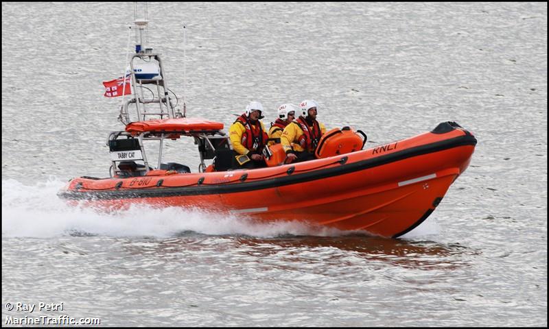 rnli lifeboat b-810 (SAR) - IMO , MMSI 235087098 under the flag of United Kingdom (UK)