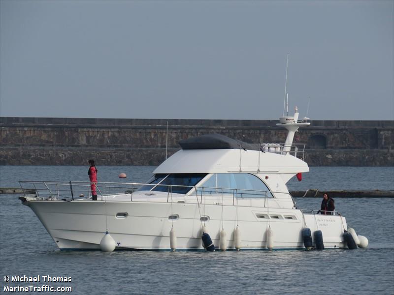 flying fox (Pleasure craft) - IMO , MMSI 235064721 under the flag of United Kingdom (UK)