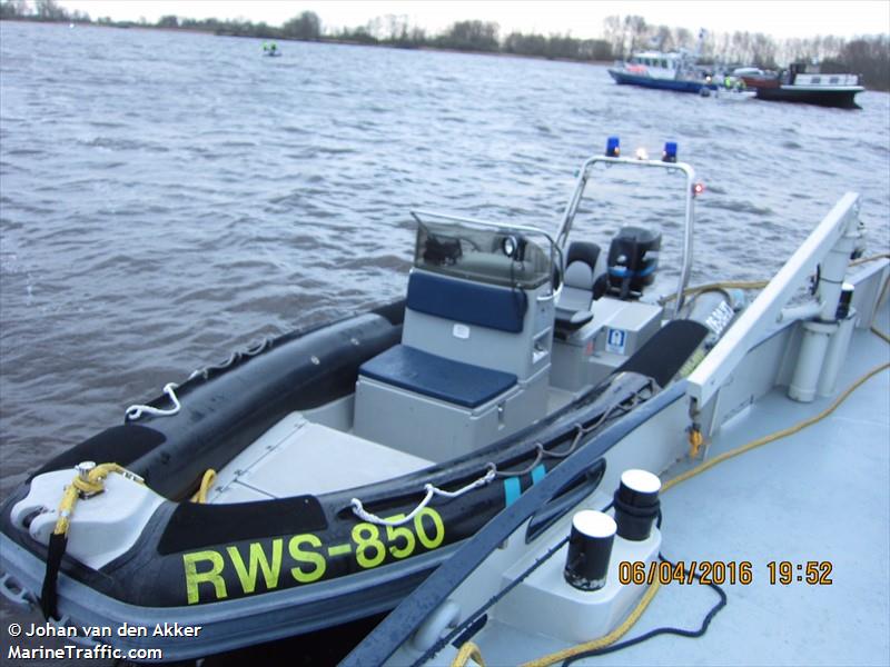 rws 850 (Law enforcment) - IMO , MMSI 244700832, Call Sign PH5338 under the flag of Netherlands