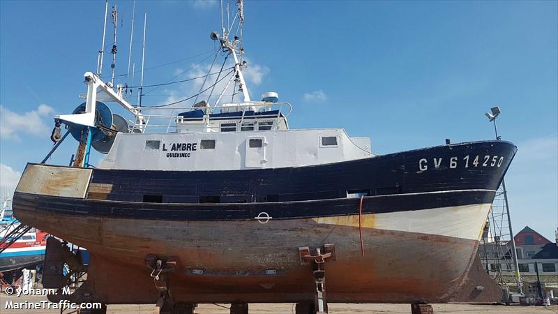 lambre (Fishing vessel) - IMO , MMSI 227108900 under the flag of France