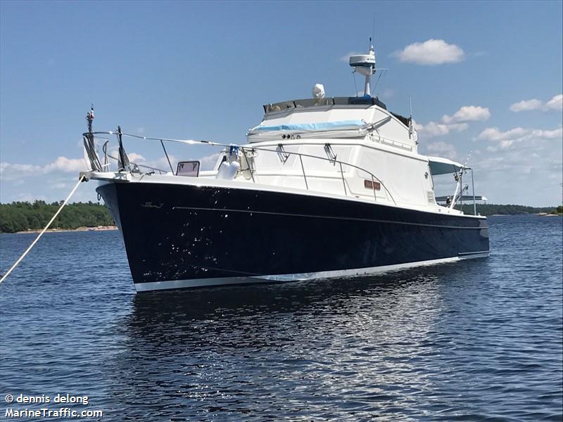 molto bene (Pleasure craft) - IMO , MMSI 311000741, Call Sign C6DP4 under the flag of Bahamas