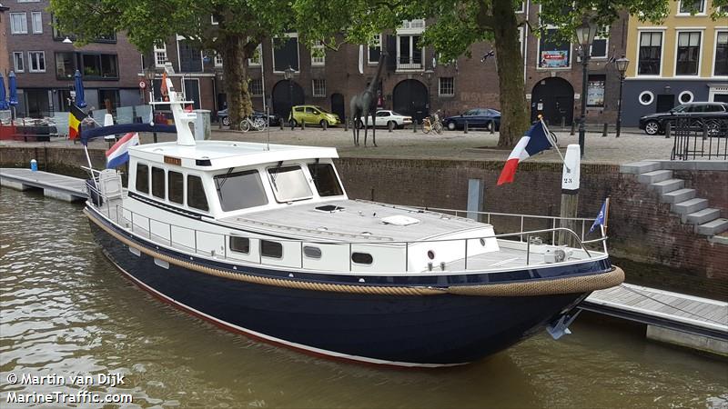 zefir (Pleasure craft) - IMO , MMSI 244090977, Call Sign PF8438 under the flag of Netherlands