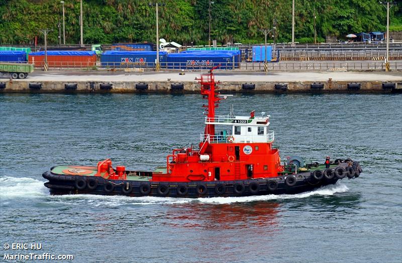 tipm no.13303 (Tug) - IMO , MMSI 416002956, Call Sign BP3230 under the flag of Taiwan