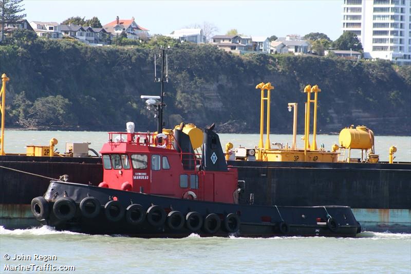 manukau (Towing vessel) - IMO , MMSI 512003184, Call Sign ZMQ6607 under the flag of New Zealand