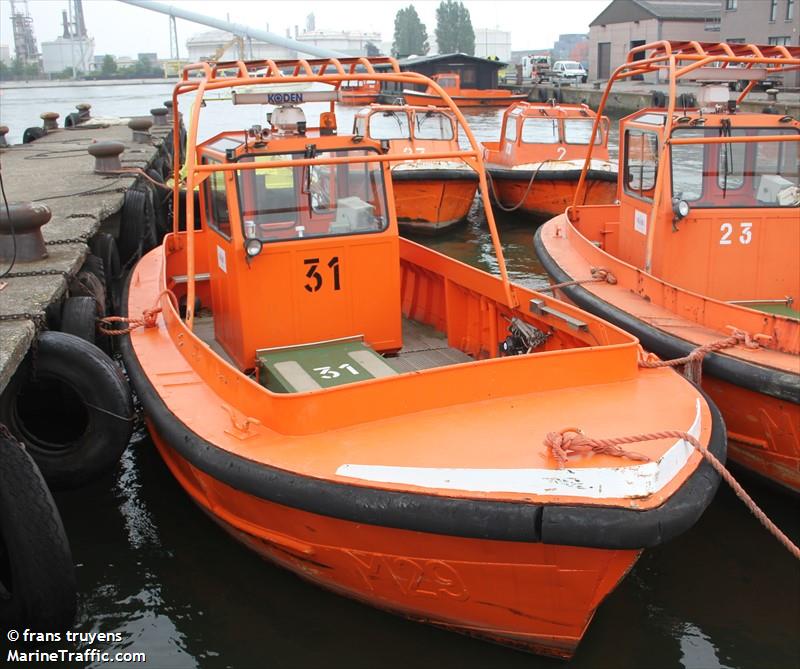 brabo 31 (Port tender) - IMO , MMSI 205339090 under the flag of Belgium