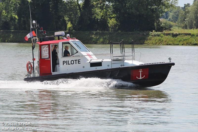 rouenpilo leopoldine (Pilot) - IMO , MMSI 227974840, Call Sign FGA3805 under the flag of France