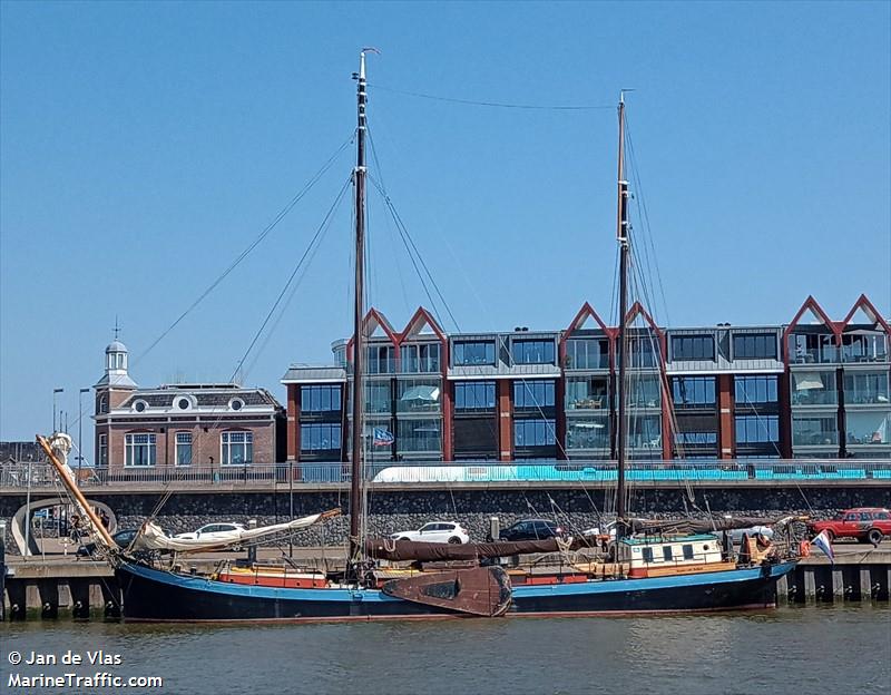 jeppe van schier (Passenger ship) - IMO , MMSI 244670329, Call Sign PC5937 under the flag of Netherlands