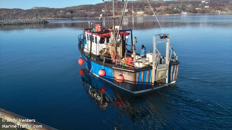 lady nicola (Diving ops) - IMO , MMSI 235014834, Call Sign MVTD2 under the flag of United Kingdom (UK)