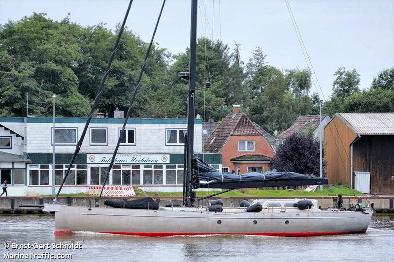 WILDLIFE vessel