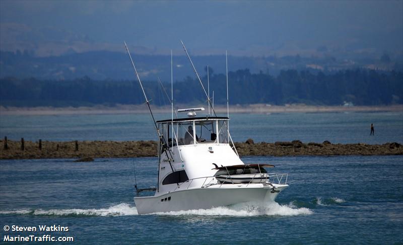 revolution (Pleasure craft) - IMO , MMSI 512008120, Call Sign ZMT4607 under the flag of New Zealand