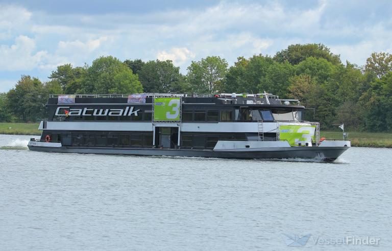 catwalk (Passenger ship) - IMO , MMSI 211557510, Call Sign DC7739 under the flag of Germany