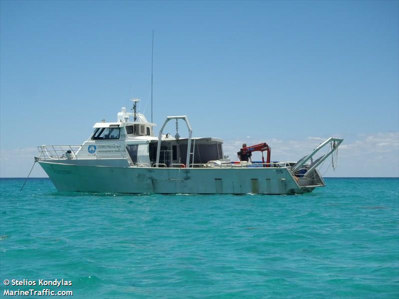 rv linnaeus (Port tender) - IMO , MMSI 503001250, Call Sign VNW6005 under the flag of Australia