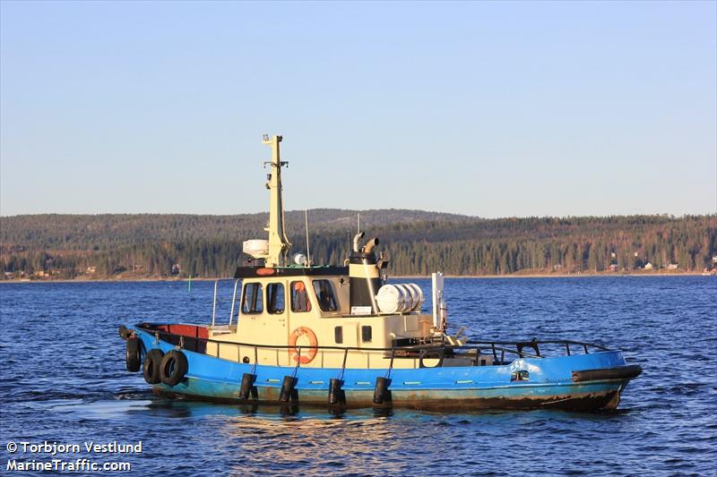 per-johan (Tug) - IMO , MMSI 265723240, Call Sign SKWF under the flag of Sweden