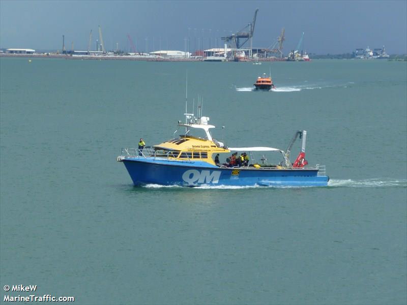 browse express (Port tender) - IMO , MMSI 503606300, Call Sign VNW6161 under the flag of Australia