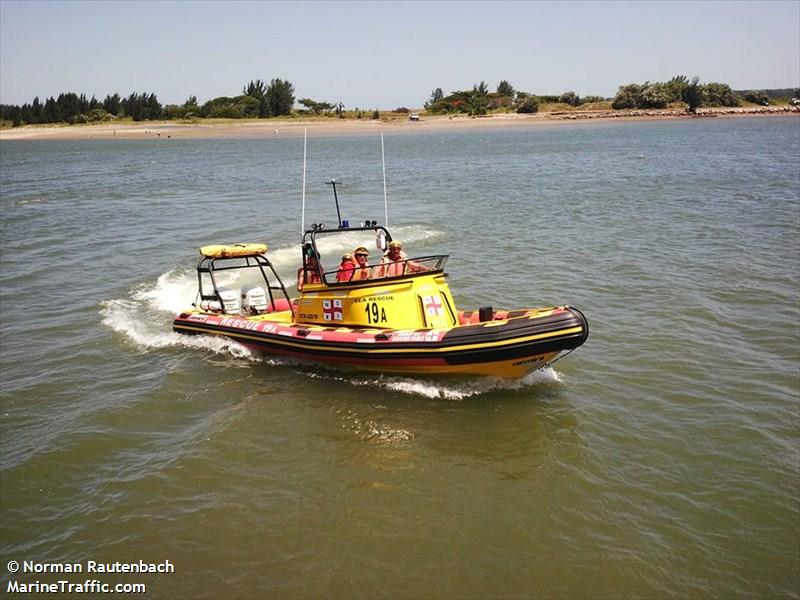 rescue 22 (SAR) - IMO , MMSI 601136100, Call Sign ZR 8492 under the flag of South Africa