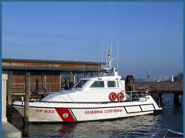 cp 833 (SAR) - IMO , MMSI 247740000, Call Sign IGKU under the flag of Italy