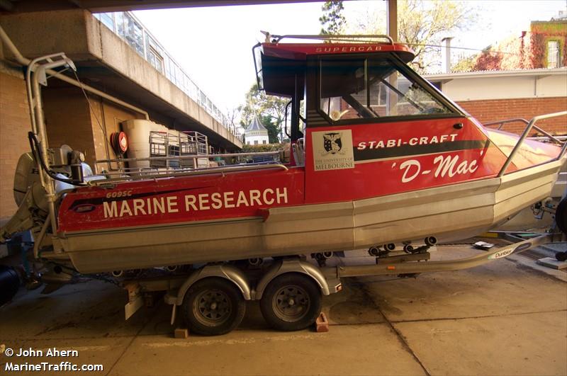 d-mac (Diving ops) - IMO , MMSI 503094170 under the flag of Australia