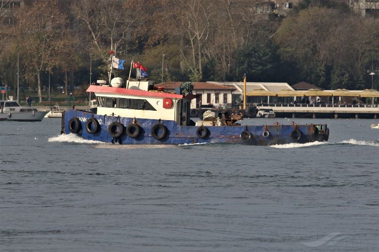 teknik dalgic (Tug) - IMO , MMSI 271010831, Call Sign TC4327 under the flag of Turkey