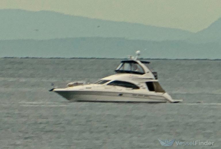 barefoot bliss (Pleasure craft) - IMO , MMSI 316044525 under the flag of Canada