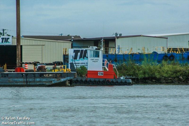 captain jack (Tug) - IMO , MMSI 338308018 under the flag of USA