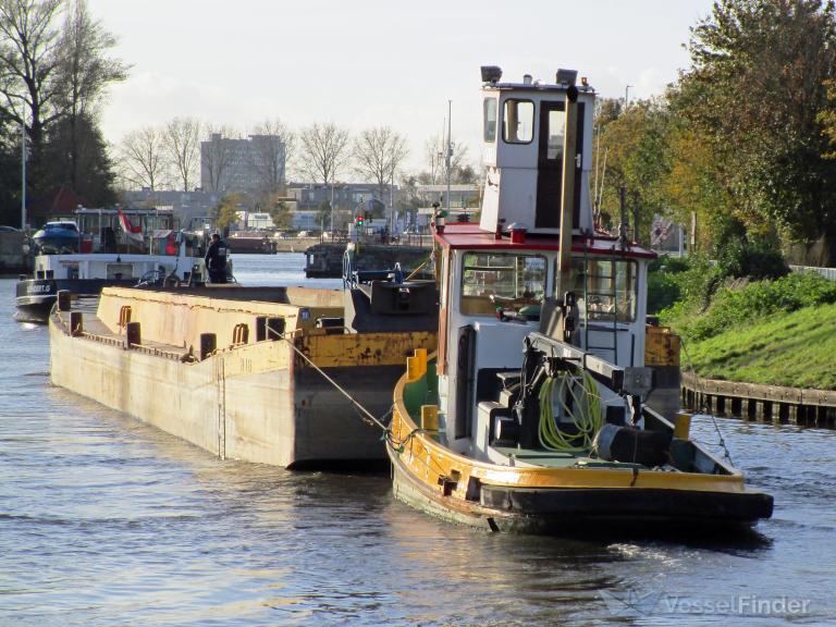 amber (Cargo ship) - IMO , MMSI 205537690, Call Sign OT5376 under the flag of Belgium