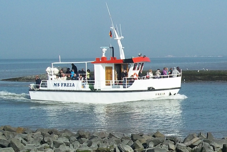 ms freia (Passenger ship) - IMO , MMSI 211227570, Call Sign DCCL under the flag of Germany