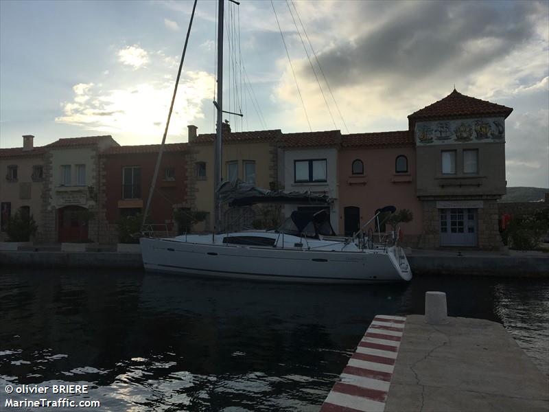 la vida rapida (Sailing vessel) - IMO , MMSI 227059110 under the flag of France