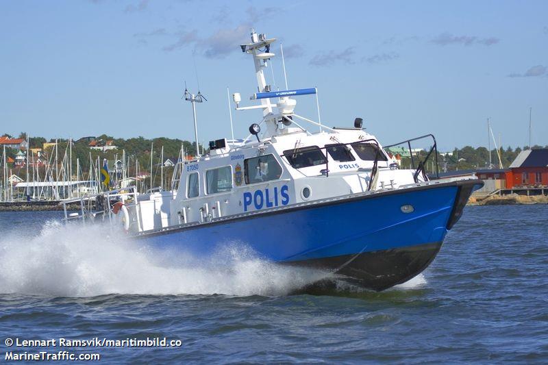 polisbat 59-3710 (Law enforcment) - IMO , MMSI 265566010, Call Sign 8SMV under the flag of Sweden