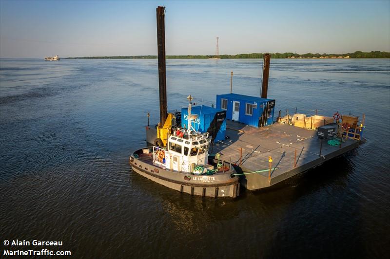 le laurette (Towing vessel) - IMO , MMSI 316024945 under the flag of Canada