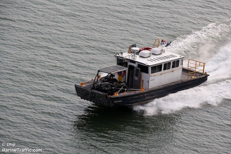 roncador i (Tug) - IMO , MMSI 356346000, Call Sign LAU)RON under the flag of Panama