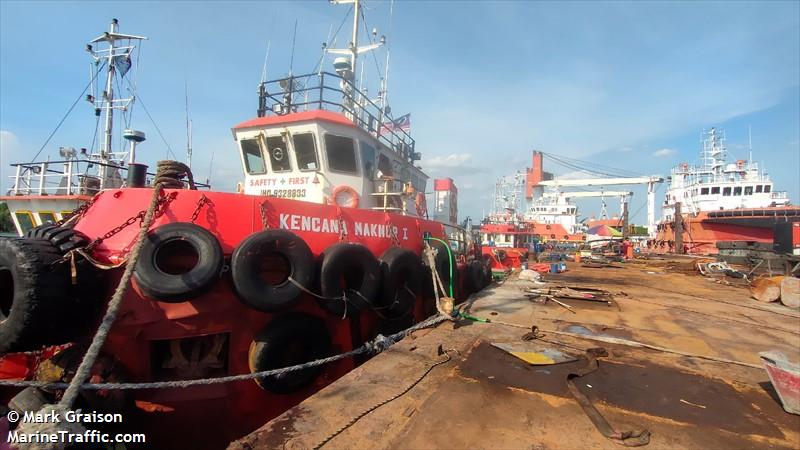 kencana makmur 1 (Tug) - IMO , MMSI 533764000, Call Sign 9WFZ8 under the flag of Malaysia