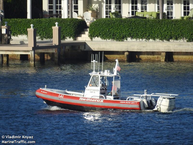 towboat us 8 (Towing vessel) - IMO , MMSI 338065889 under the flag of USA