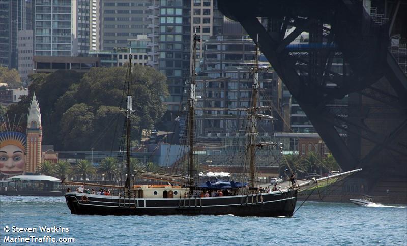 southern swan (Passenger ship) - IMO , MMSI 503045810, Call Sign VNOJ under the flag of Australia