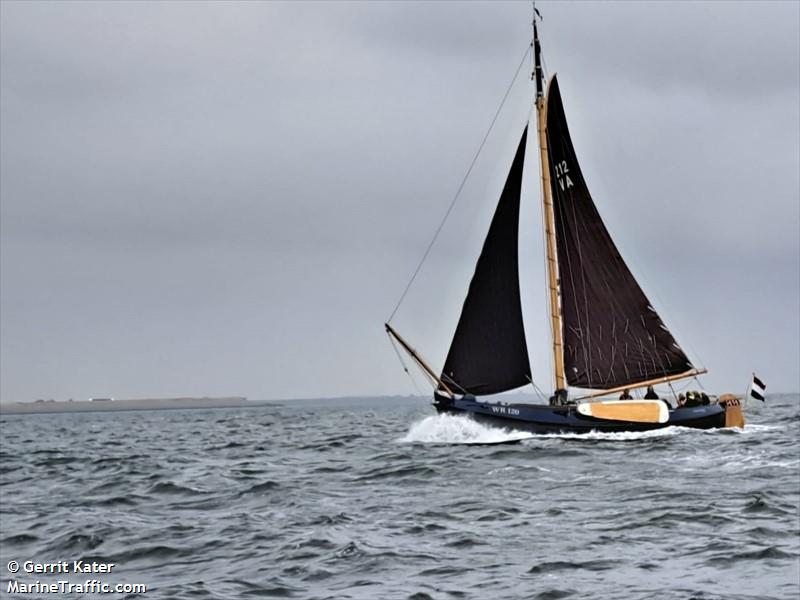 sentijna huberdina (Pleasure craft) - IMO , MMSI 244250422, Call Sign PD9317 under the flag of Netherlands