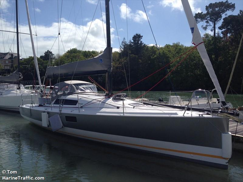 starboard (Sailing vessel) - IMO , MMSI 227285670 under the flag of France