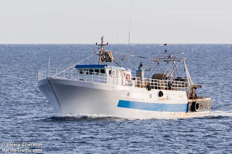 hmaida (Fishing vessel) - IMO , MMSI 672054000, Call Sign 3V5504 under the flag of Tunisia