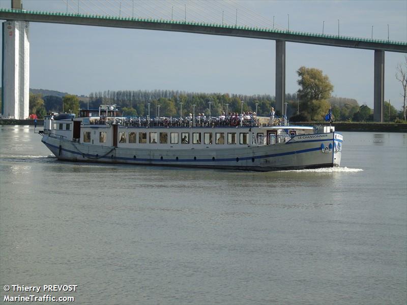 le chansonnier (Passenger ship) - IMO , MMSI 226007260, Call Sign FM5279 under the flag of France