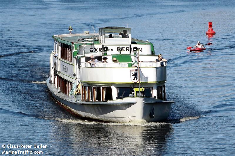 baer von berlin (Passenger ship) - IMO , MMSI 211767270, Call Sign DC6366 under the flag of Germany